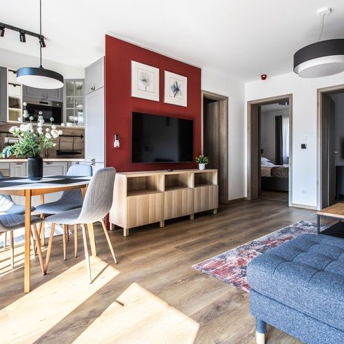 Apartament cu vedere spre grădină lângă piscină cu 3 camere pentru 6 pers.