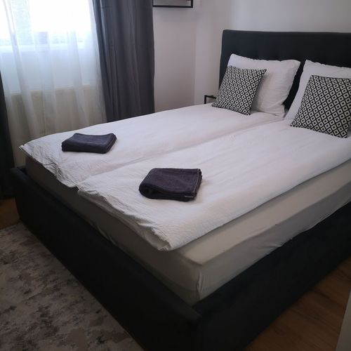 Apartament premium la etaj cu 1 camera pentru 2 pers.