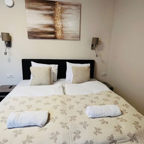 Apartament bronze romantică cu 1 camera pentru 2 pers.