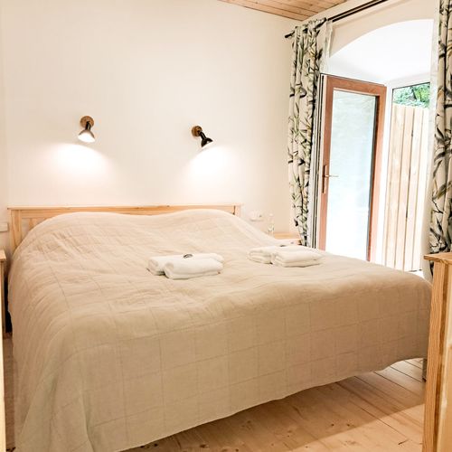 Apartman s terasou pro 3 os. se 2 ložnicemi s výhledem na hrad