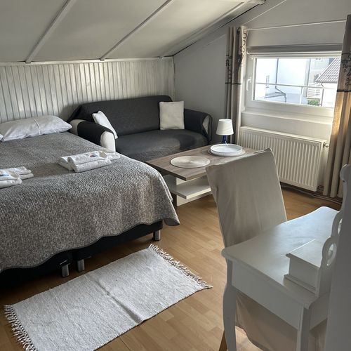 Pokój 2-osobowy na poddaszu