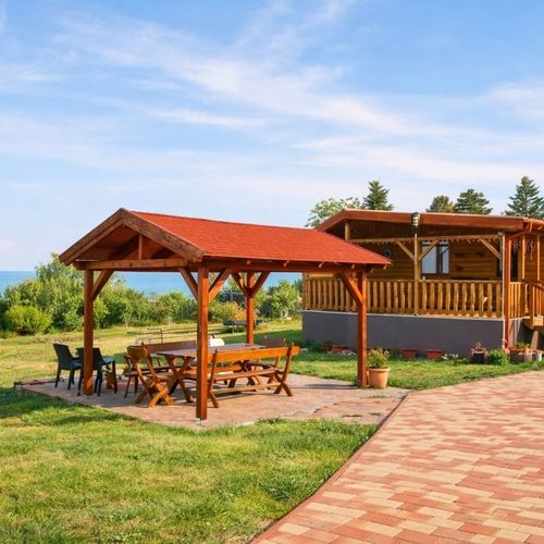 Casă de vară întreaga unitate cu panoramă pentru 6 pers. (se inchirieaza doar integral)