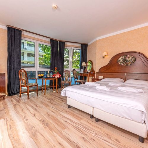 Apartament 4-osobowy na piętrze Renesans z 1 pomieszczeniem sypialnianym