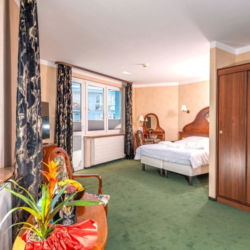 Apartament 4-osobowy na piętrze Renesans z 1 pomieszczeniem sypialnianym