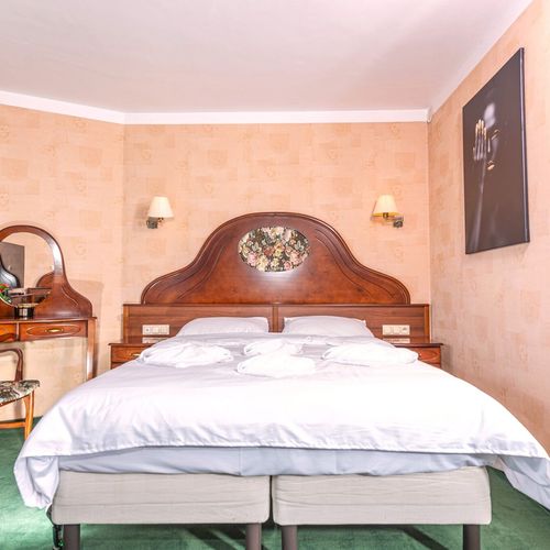 Apartament 4-osobowy na piętrze Renesans z 1 pomieszczeniem sypialnianym