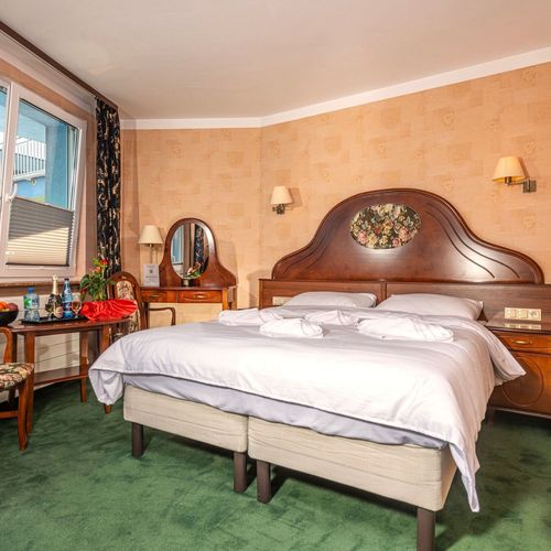 Apartament 4-osobowy na piętrze Renesans z 1 pomieszczeniem sypialnianym