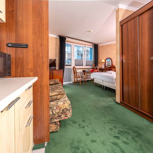 Apartament 4-osobowy na piętrze Renesans z 1 pomieszczeniem sypialnianym