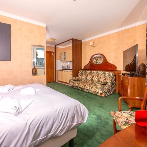 Apartament 4-osobowy na piętrze Renesans z 1 pomieszczeniem sypialnianym