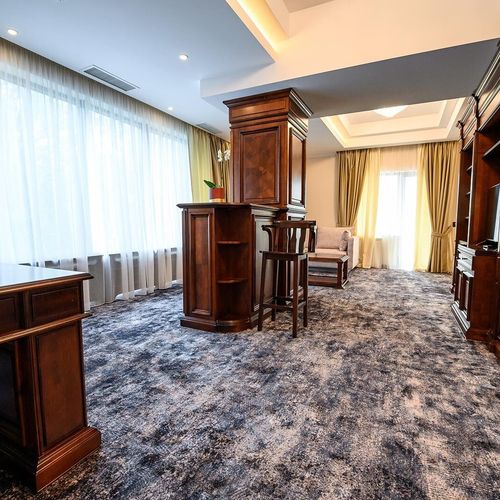 Apartament prezidential cu baie cu 1 camera pentru 2 pers.