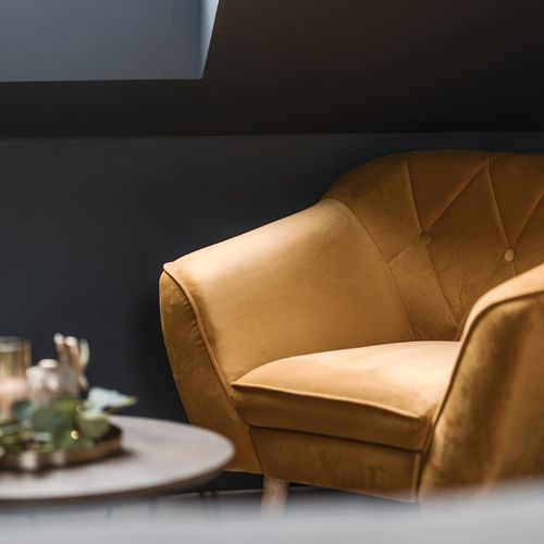 Apartament design la mansardă cu 1 camera pentru 2 pers.