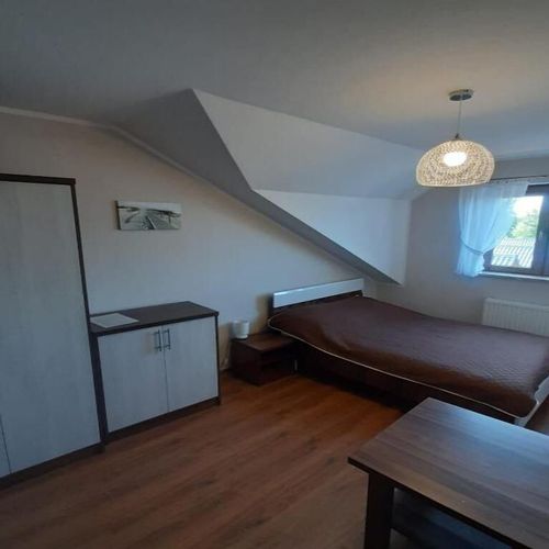 Camera studio cu balcon pentru 5 pers.