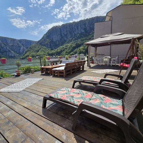 Casă de vacanță pentru 8 pers. (se inchirieaza doar integral)
