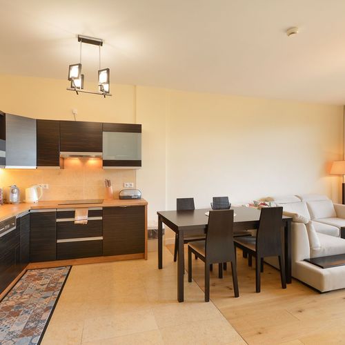 Apartament 4-osobowy Przyjazny podróżom rodzinnym częściowy z widokiem na morze z 2 pomieszczeniami sypialnianymi