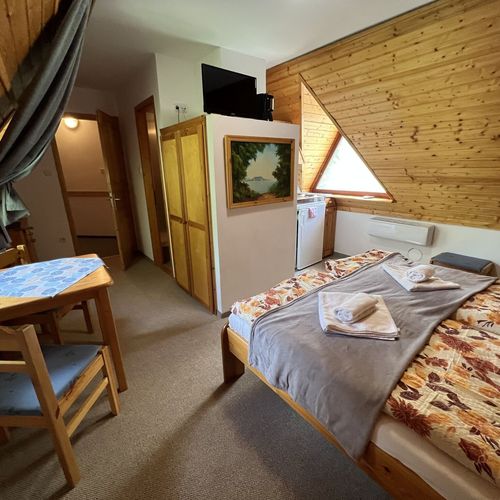 Apartament cu baie cu aer condiționat cu 1 camera pentru 2 pers.