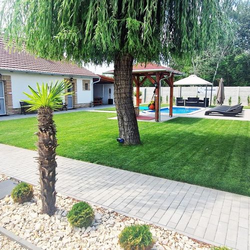 Apartament cu 5 camere pentru 17 pers.