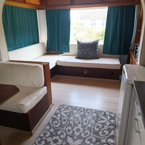 Cabană cu panoramă pentru 2 pers. (se inchirieaza doar integral)
