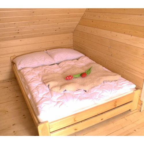 Cabană pentru 6 pers. (se inchirieaza doar integral)