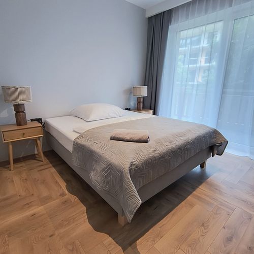 Apartament deluxe cu vedere spre munte cu 3 camere pentru 6 pers.