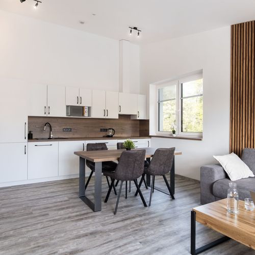 Apartman pro 6 os. se 2 ložnicemi na poschodí