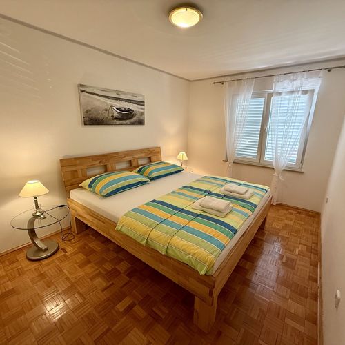 Apartament la etaj cu 2 camere pentru 4 pers.