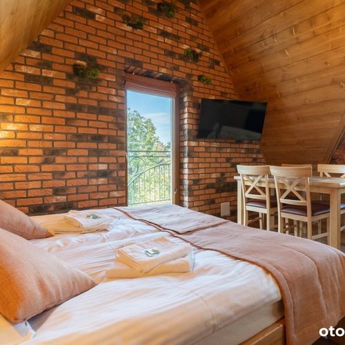 Pokój 4-osobowy na poddaszu z panoramą