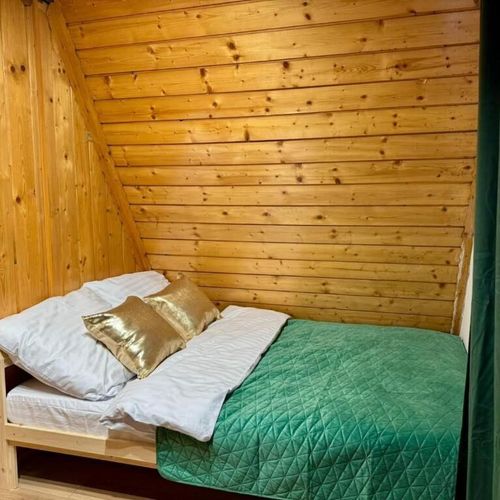 Casă de vacanță exclusive întreaga unitate pentru 8 pers. (se inchirieaza doar integral) (se poate solicita pat suplimentar)
