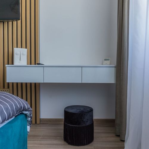 Apartament king cu balcon cu 2 camere pentru 4 pers.