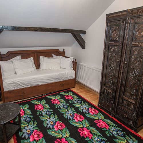 Apartament family la etaj pentru 5 pers. (se inchirieaza doar integral)