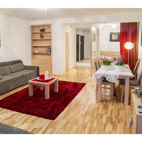 Apartament 6-osobowy z 2 pomieszczeniami sypialnianymi