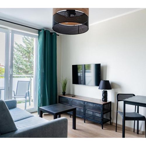 Camera twin cu balcon cu chicinetă proprie