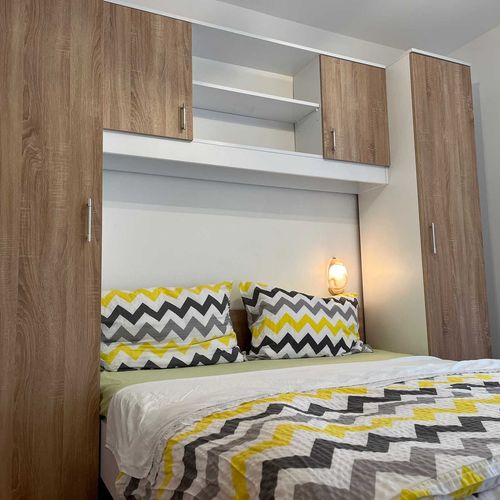 Apartament classic la parter cu 2 camere pentru 4 pers.