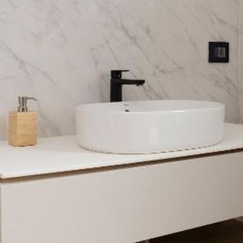 Apartament lux la parter cu 2 camere pentru 4 pers.