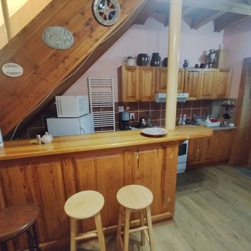 Apartament 7-osobowy Romantyczny Przyjazny podróżom rodzinnym z 4 pomieszczeniami sypialnianymi