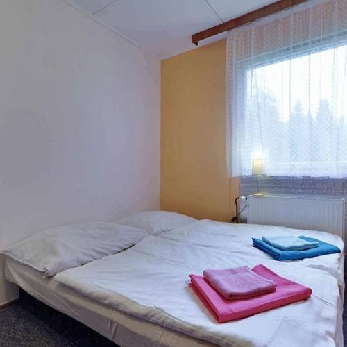 Apartament la etaj cu 3 camere pentru 16 pers.