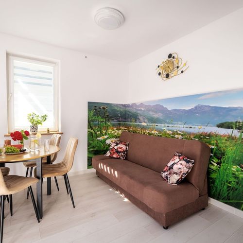 Casă de vacanță tV cu ecran plat cu chicinetă proprie pentru 4 pers. (se inchirieaza doar integral)