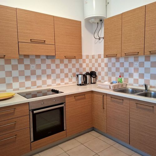 Apartament standard cu aer condiționat cu 2 camere pentru 3 pers.