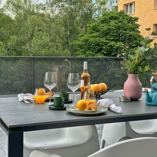 Apartament 4-osobowy Business z tarasem z 2 pomieszczeniami sypialnianymi