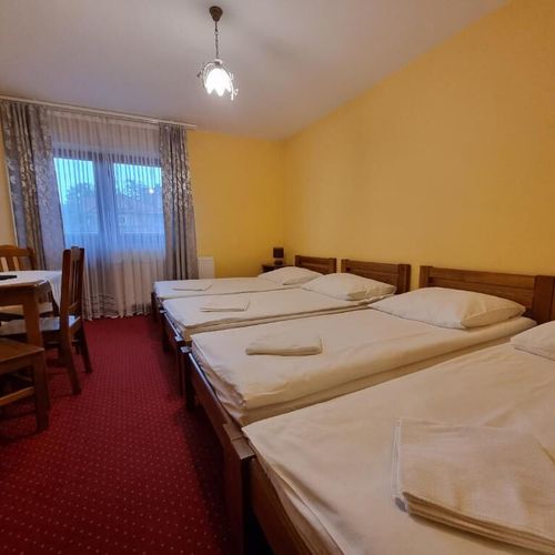 Pokój 4-osobowy z balkonem