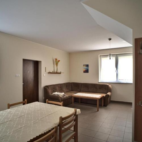 Apartament 6-osobowy z 3 pomieszczeniami sypialnianymi (możliwa dostawka)