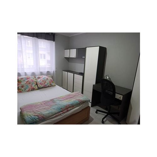 Apartament 4-osobowy z łazienką udogodnienia dla niepełnosprawnych z 2 pomieszczeniami sypialnianymi