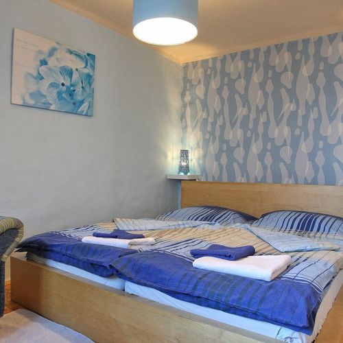 Apartman se sprchou s vlastní kuchyňkou s manželskou postelí s 1 ložnicí (s možností přistýlky)