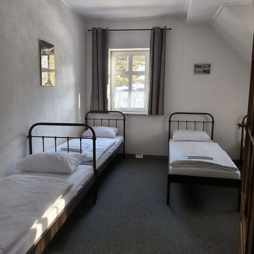 Pokój 5-osobowy z widokiem na las z widokiem na góry