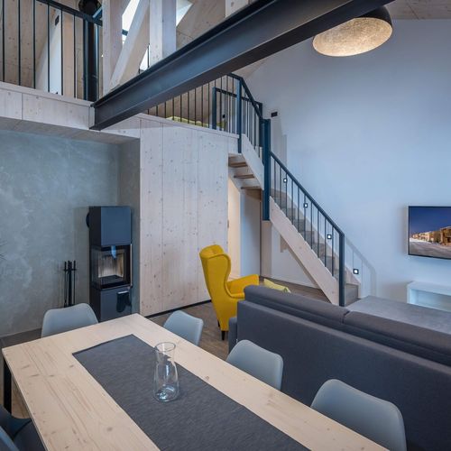 Apartament pentru 10 pers. (se inchirieaza doar integral)