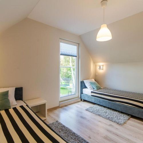 Apartament pentru 6 pers. (se inchirieaza doar integral) (se poate solicita pat suplimentar)