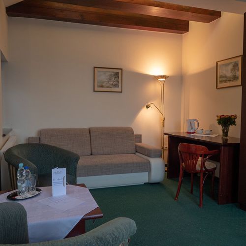 Apartament 4-osobowy z tarasem z widokiem na morze z 2 pomieszczeniami sypialnianymi