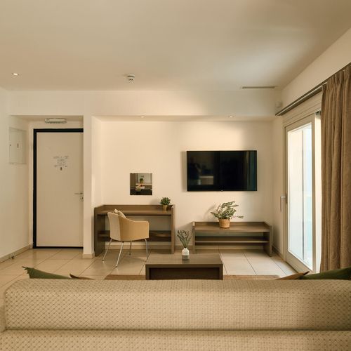 Apartament pentru 4 pers. (se inchirieaza doar integral)