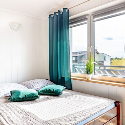 Pokój 4-osobowy z balkonem ze wspólnym aneksem kuchennym