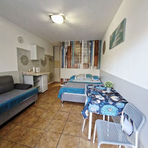 Pokój 3-osobowy na parterze z widokiem na ogród