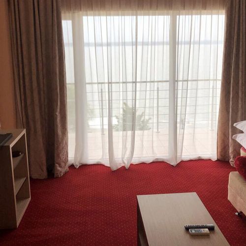 Apartament vedere lac*