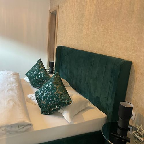 Apartament premium cu vedere la pârtia de schi pentru 6 pers. (se inchirieaza doar integral)